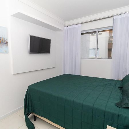 Cardeal 206B - Aconchegante Apartamento Na Praia De Bombas - 2 Dormitorios 5 Pessoas - بومبينهاس المظهر الخارجي الصورة
