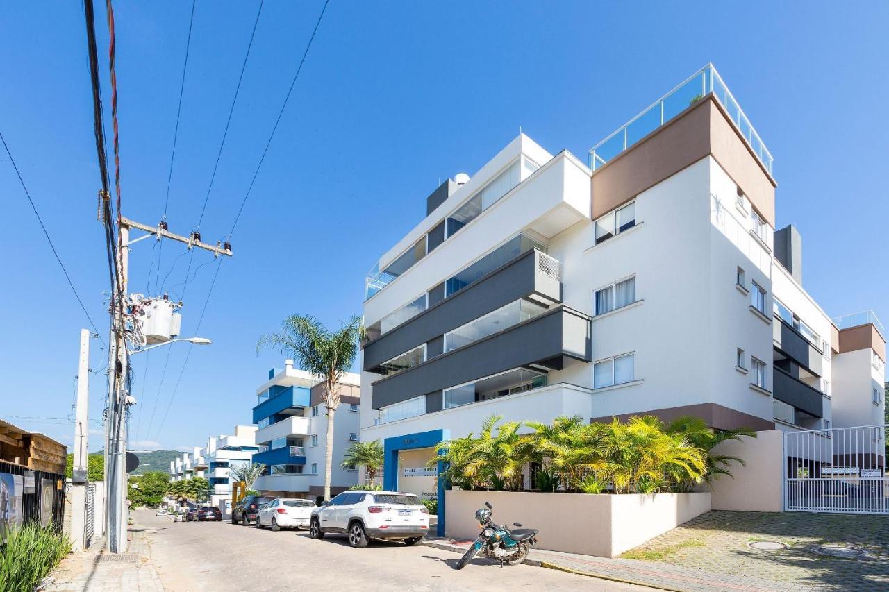 Cardeal 206B - Aconchegante Apartamento Na Praia De Bombas - 2 Dormitorios 5 Pessoas - بومبينهاس المظهر الخارجي الصورة